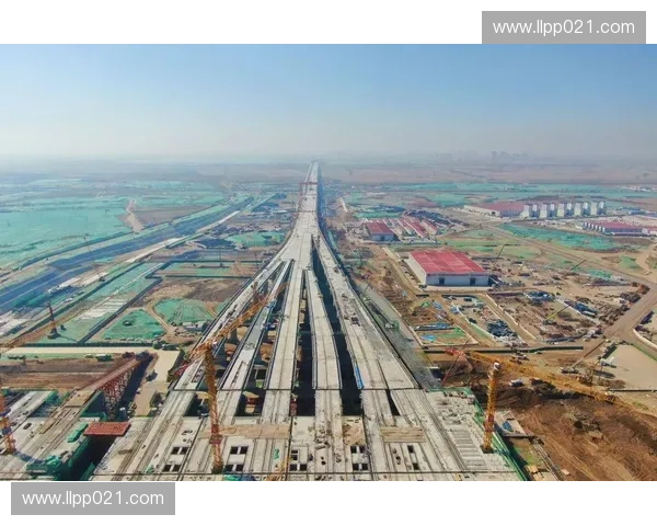 围绕英雄澎湃精神全面展现奋进新时代壮阔史诗的宏伟篇章蓝图华章